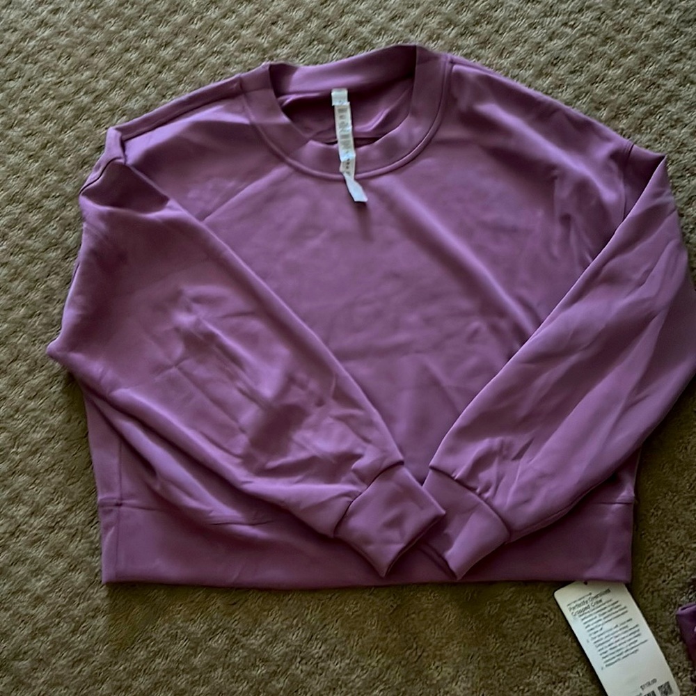 Lululemon Perfectly oversized crop crew